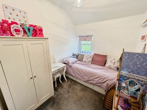 Bedroom 5- click for photo gallery